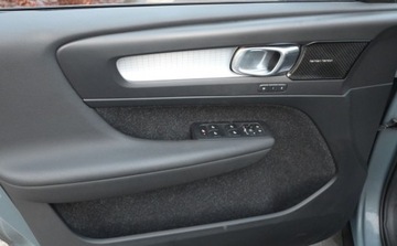 Volvo XC40 Crossover 2.0 D3 150KM 2019 Volvo XC 40 2,0 D 150 KM Geartronic Nawigacja Kamera HARMAN 2.0 Diesel, zdjęcie 16