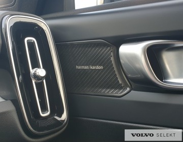 Volvo XC40 Crossover Facelifting 2.0 B4 197KM 2023 Volvo XC 40 XC40 B3 Benzyna | Plus Bright | Salon, zdjęcie 18