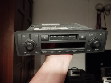 РАДИО AUDI CHORUS A6, TT 4B0035152 - отличное состояние + код