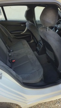 BMW Seria 1 F20-F21 Hatchback 5d Facelifting 2017 118i 136KM 2017 BMW Seria 1 1,5 benzyna 136 KM NAVI bi xenon zarejestrowany 1.5 Benzyna, zdjęcie 15