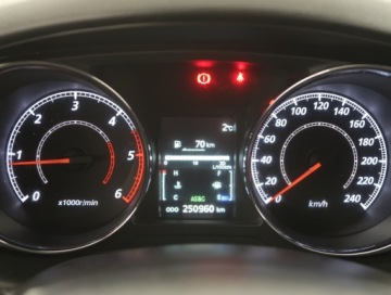 Mitsubishi ASX I SUV Facelifting 2015 1.6 DI-D 114KM 2015 Mitsubishi ASX 1.6 DI-D, Salon Polska, Serwis ASO, zdjęcie 10