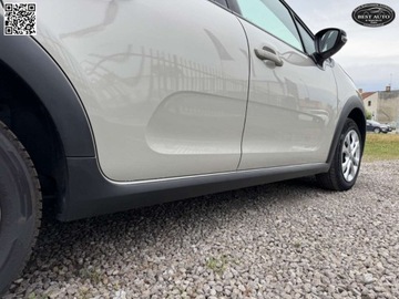 Citroen C3 III Hatchback Facelifting 1.2 PureTech 83KM 2021 Citroen C3 1.2 T Po duzy serwis Szwajcaria - Gwarancja 1.2 Benzyna, zdjęcie 20