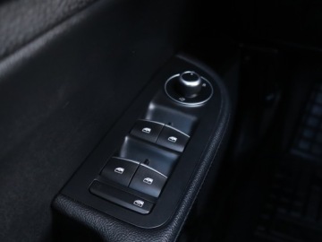 Alfa Romeo Giulia II Sedan 2.0 Turbo 200KM 2016 Alfa Romeo Giulia 2.0 Turbo, Salon Polska, zdjęcie 16