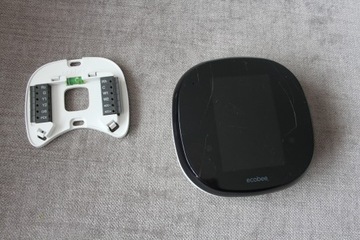 ecobee 4 Wi-Fi термостат с дистанционным датчиком