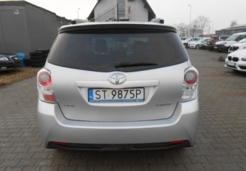 Toyota Verso Minivan 2.0 D-4D 126KM 2010 Toyota Verso Toyota Verso 2.0 Diesel 127 KM 7 miejsc 2.0 Diesel 127KM, zdjęcie 5