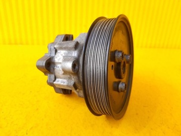 AUDI A8 D3 4E ČERPADLO SERVA 4F0145156B