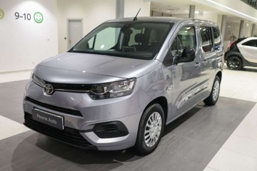 Toyota 2023 Toyota Proace City Verso City Verso 1.5 D-4D Business 1.5 Diesel 102KM, zdjęcie 16