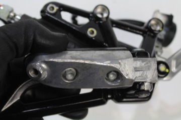 APRILIA TUONO 125 21- КОМПЛЕКТ ПЕРЕДНЕЙ СПРАВА ВОДИТЕЛЯ