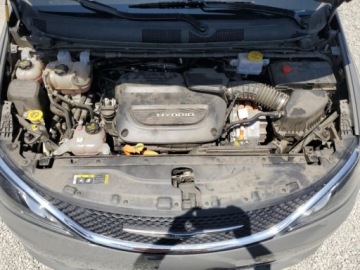 Chrysler Pacifica II 3.6 V6 Hybrid 264KM 2020 Chrysler Pacifica 2020r., Hybrid Limited, 3.6L, od ubezpieczalni 3.6 264KM, zdjęcie 11