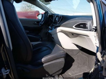 Chrysler Pacifica II 2023 Chrysler Pacifica Hybrid Touring L 2023 3.6 Hybryda 287KM, zdjęcie 9