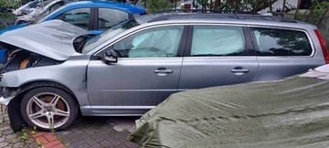 Volvo V70 III Kombi 2.4 D5 215KM 2013 Volvo V70 diesel przebieg 122000km uszkodzony na części, zdjęcie 1
