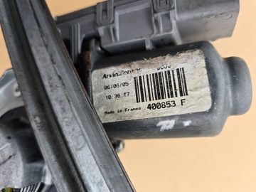 ZVEDÁK MECHANIZMUS OKNO PRAVÝ PŘEDNÍ OPEL TIGRA B CABRIO 04-09