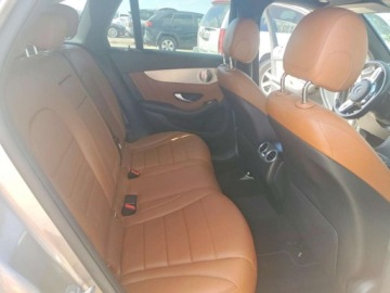 Mercedes GLC C253 2021 Mercedes-Benz GLC 300 2021 2.0 Benzyna 255KM, zdjęcie 10