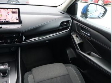 Nissan Qashqai III Crossover 1.3 DIG-T MHEV 158KM 2023 Nissan Qashqai 1.3 DIG-T MHEV, Salon Polska, zdjęcie 7