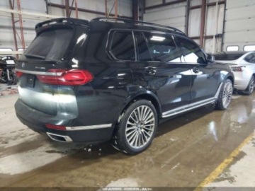 BMW X7 2021 BMW X7 2021 BMW X7 XDRIVE40I 3.0 Benzyna 335KM, zdjęcie 4