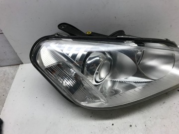 LAMPA PRAWY PRZÓD PRAWA PRZEDNIA FORD C-MAX LIFT SOCZEWKA 7M51-13D152-AE EU