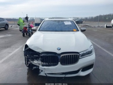 BMW Seria 7 G11-G12 2019 BMW Seria 7 M760i xDrive 2019 6.6 Benzyna 601KM, zdjęcie 7
