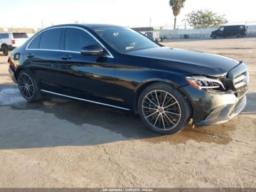 Mercedes Klasa C W205 2019 Mercedes-Benz Klasa C 2019 MERCEDES-BENZ C 300 2.0 Benzyna 255KM, zdjęcie 1