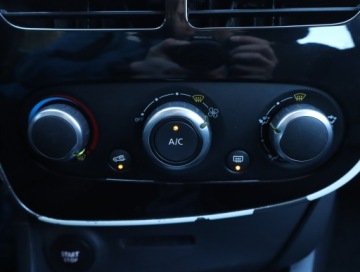 Renault Clio IV Grandtour Facelifting 1.2 Energy TCe 118KM 2016 Renault Clio 1.2 TCe, Salon Polska, Automat, Navi, zdjęcie 18