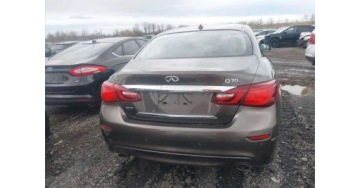Infiniti Q70 2018 Infiniti Q70 Kanada 4x4 3,7 benz. automat KUPIONY w transporcie do Polski, zdjęcie 6