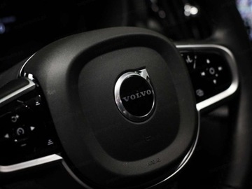 Volvo XC60 II Crossover Plug-In Facelifting 2.0 T8 455KM 2025 XC60 T8 Plug-In Hybrid AWD Ultra Black Edition 2.0 (455KM) 2025, zdjęcie 10