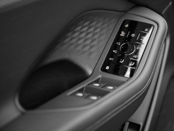 Audi A6 C8 Avant Plug In Facelifting 2.0 50 TFSI e 299KM 2025 AUDI A6 e-Hybrid quattro Avant Combi (299 KM) 2025, zdjęcie 9