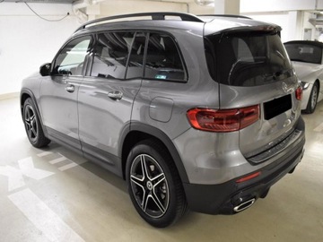 Mercedes GLB SUV 1.3 200 163KM 2025 Mercedes-Benz GLB 200 mHEV AMG Line 7G-DCT 1.3 163KM, zdjęcie 3