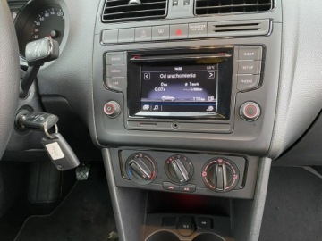 Volkswagen Polo V Hatchback 3d Facelifting 1.0 75KM 2017 Volkswagen Polo 17r. 1.0 MPI benzyna z Niemiec, zdjęcie 10
