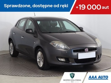 Fiat Bravo II Hatchback 5d Seria 2 1.4 16V 90KM 2013