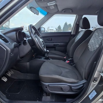 Kia Soul I Crossover 1.6 CRDI VGT 128KM 2009 Kia Soul I 1.6 CRDI Attract, zdjęcie 20
