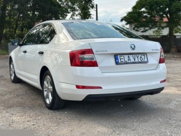 Skoda Octavia III Liftback 1.2 TSI 105KM 2014 Skoda Octavia 1.2 TSI Active 105KM 2014r, zdjęcie 9
