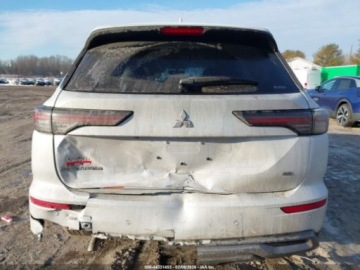 Mitsubishi Outlander IV 2025 Mitsubishi Outlander SE 2.5 S-Awc 2025 2.5 Benzyna 181KM, zdjęcie 4