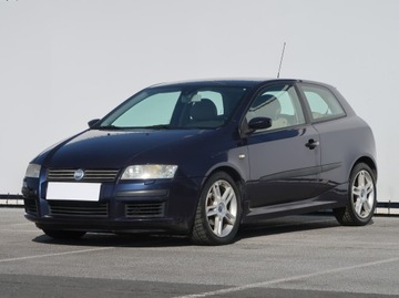 Fiat Stilo Hatchback 1.9 JTD 115KM 2002 Fiat Stilo 1.9 JTD , Klima, Klimatronic,ALU, zdjęcie 1