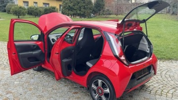 Toyota Aygo II Hatchback 5d 1.0 VVT-i 69KM 2014 Toyota Aygo 1.0 Benz. 70KM - 5Drzwi, MODEL 2015!, zdjęcie 9