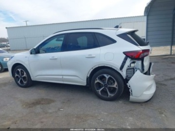 Ford Kuga III 2024 Ford Kuga 2024 r., 2,0L ST LINE SELECT 2.0 Benzyna 250KM, zdjęcie 14