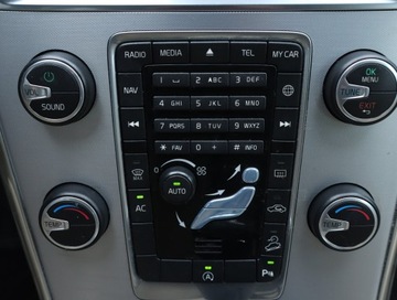 Volvo XC60 I SUV Facelifting 2.4 D5 220KM 2016 Volvo XC60 D5, Salon Polska, 217 KM, 4X4, zdjęcie 16