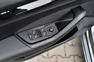 Skoda Octavia IV Kombi 1.0 TSI 110KM 2023 Škoda Octavia Skoda Octavia _1.0 110KM Virtual, zdjęcie 27