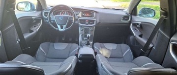 Volvo V40 II Cross Country D2 115KM 2014 Volvo V40 Volvo V40 D2 Momentum 1.6 Diesel 115KM, zdjęcie 9