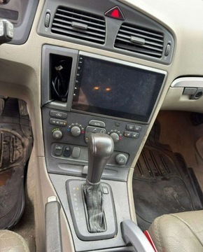 Volvo XC70 I 2.5 T AWD 210KM 2002 Volvo XC 70 Volvo XC 70 AWD Momentum 2.5 Benzyna 210KM, zdjęcie 5