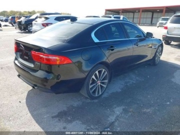 Jaguar XE Sedan 2.0 i4 240KM 2017 Jaguar XE Jaguar XE Prestige, od ubezpieczalni 2.0 Benzyna 240KM, zdjęcie 7