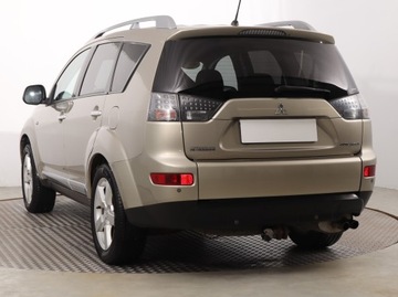 Mitsubishi Outlander II 2.0 DID DOHC 140KM 2008 Mitsubishi Outlander 2.0 DI-D, Salon Polska, zdjęcie 3