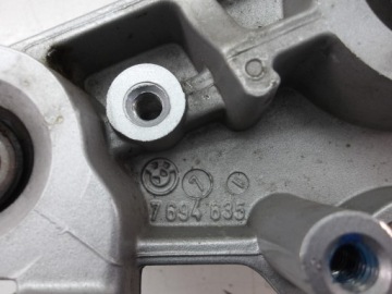 BMW R1200R k27 05-10 верхняя полка подвески 7694635