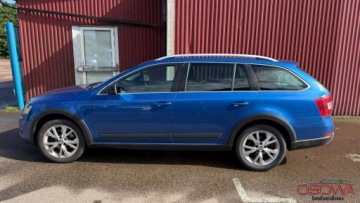 Skoda Octavia III 2014 Skoda Octavia Scout 2.0tdi 184KM automat 4x4 ledy skory xenon panorama 1.r, zdjęcie 11