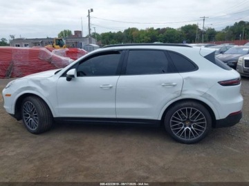 Porsche Cayenne III 2019 Porsche Cayenne S 2019 2.9L 2.9 Benzyna 434KM, zdjęcie 2