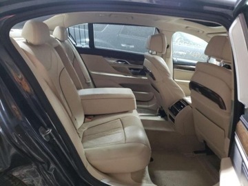 BMW Seria 7 G11-G12 2017 BMW Seria 7 BMW 740 XI, 2017r., 4x4, 3.0L 3.0 Benzyna 320KM, zdjęcie 6