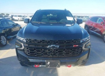 Chevrolet Suburban GMT900 2024 Chevrolet Suburban 2024, 5.3L, 4x4, Z71, od ubezpieczalni 5.3 Benzyna 355KM, zdjęcie 3