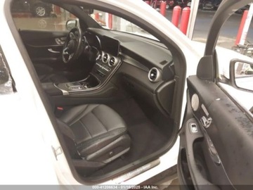 Mercedes GLC C253 2021 Mercedes-Benz GLC 2021r., 300, od ubezpieczalni 2.0 Benzyna 255KM, zdjęcie 8