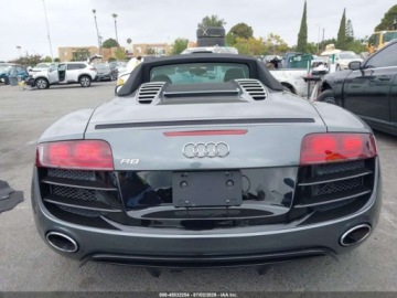 Audi R8 I Spyder 5.2 V10 FSI 525KM 2012 Audi R8 Coupe 5.2l 2012 5.2 Benzyna 525KM, zdjęcie 3
