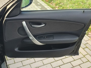 BMW Seria 1 E81/E87 Hatchback 5d E87 2.0 123d 204KM 2008 BMW 123 2.0d 204KM Bixenon Szyberdach Sport Pakiet, zdjęcie 24