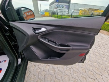 Ford Focus III Hatchback 5d facelifting 1.0 EcoBoost 100KM 2016 Ford Focus 1.0 EcoBoost 101Ps Navi Alu Czarny Sliczny Gwarancja Benzyna, zdjęcie 23